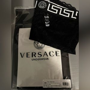AUTHENTIC VERSACE LACE SHORTS /UNDERWEAR 🖤 !NEVER WORN!